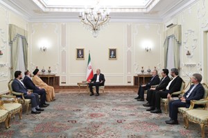 پزشکیان در دیدار رهبر جریان حکمت ملی عراق: باید نسبت به توطئهها بسیار هوشیار عمل کرد