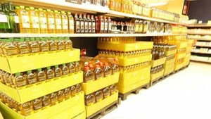 یک قطره روغن خوراکی بدون مجوز سازمان غذا و دارو وارد کشور نمیشود