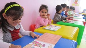 سرپرست سازمان ملی تعلیم و تربیت کودک: بخشنامه بیمه کودکستانها ابلاغ شد/ کاهش ۴۵درصدی حق بیمه