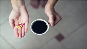 تاثیر عجیب قهوه روی آنتیبیوتیکها