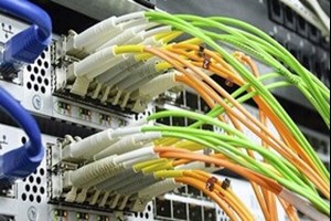 نصب و راهاندازی سیستمهای انتقال پرظرفیت مخابراتی در سه شهر خوزستان