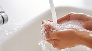 شستن منظم دستها راهی مؤثر برای پیشگیری از سرماخوردگی