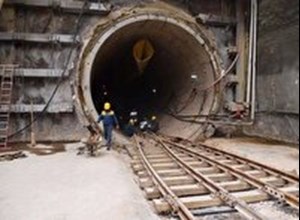 به زودی؛ ازسرگیری فعالیت در کارگاه‌های قطار شهری اهواز