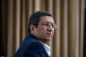 همتی: اختلاف قیمت ارز نیمایی و آزاد به حداقل میرسد